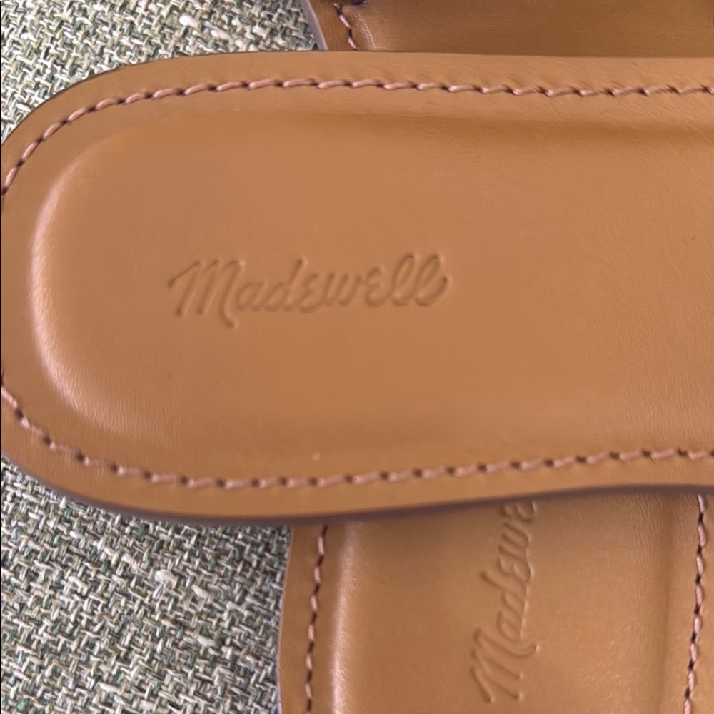 Madewell Tan Sandals Minimalist Slip-On Design - Picture 6 of 6